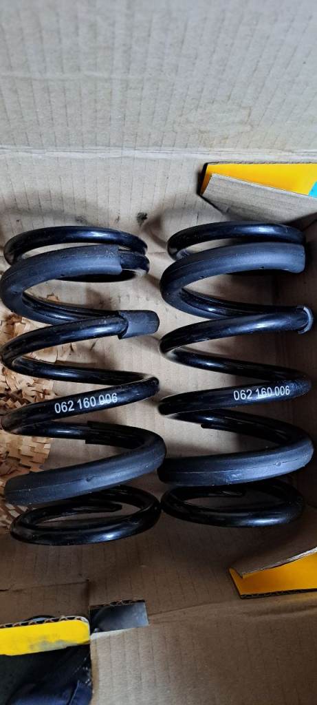 YELLOW SPEED YSR REPLACEMENT LINEAR TYPE SPRING PAIR 160MM 6KG 062-160-006