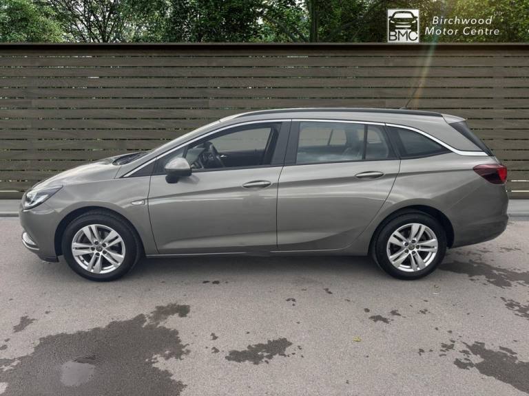2017 Vauxhall Astra 1.0i Turbo ecoFLEX Design Sports Tourer 5dr Petrol Manual Euro 6 (s/s) (105 E...