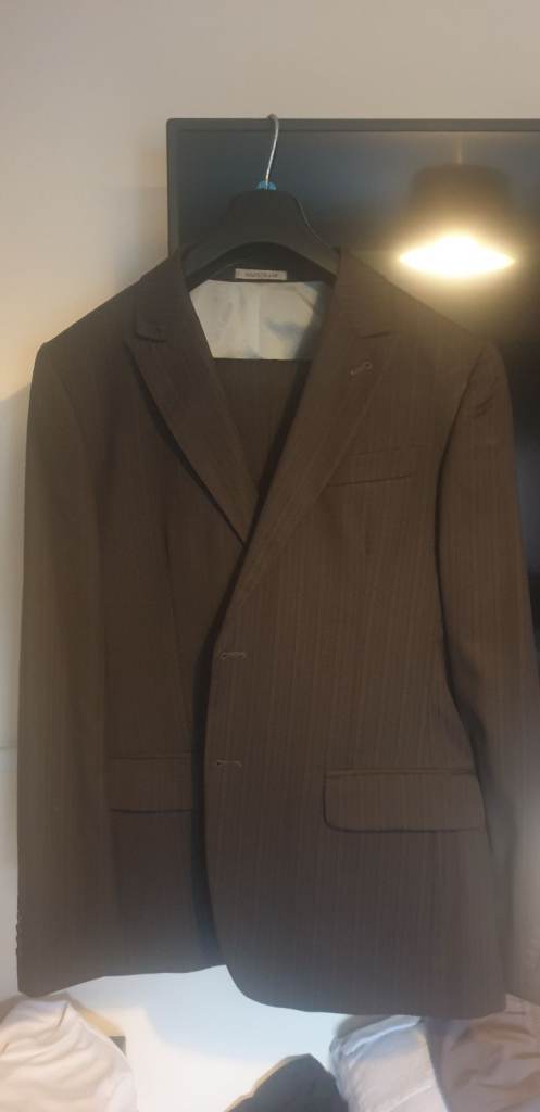 Suit ( 2 piece Italian )