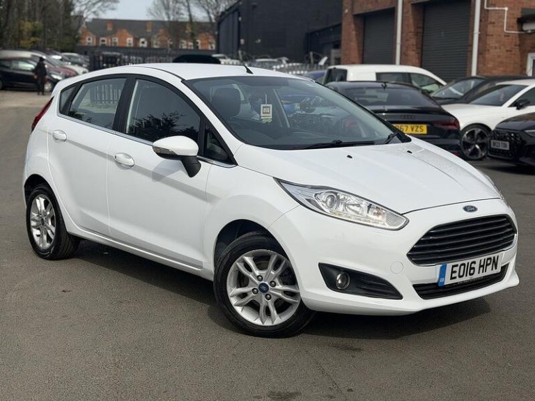 2016 Ford Fiesta 1.0T EcoBoost Zetec Hatchback 5dr Petrol Manual Euro 6 (s/s) (100 ps) Hatchback ...