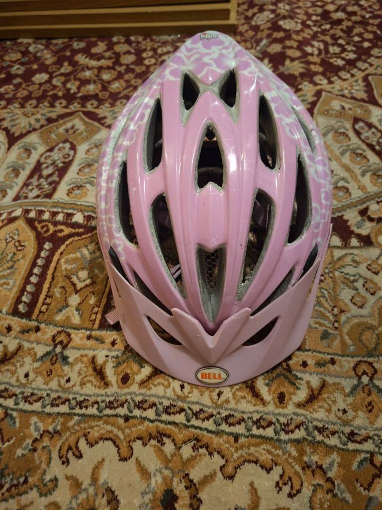 Ladies helmet 