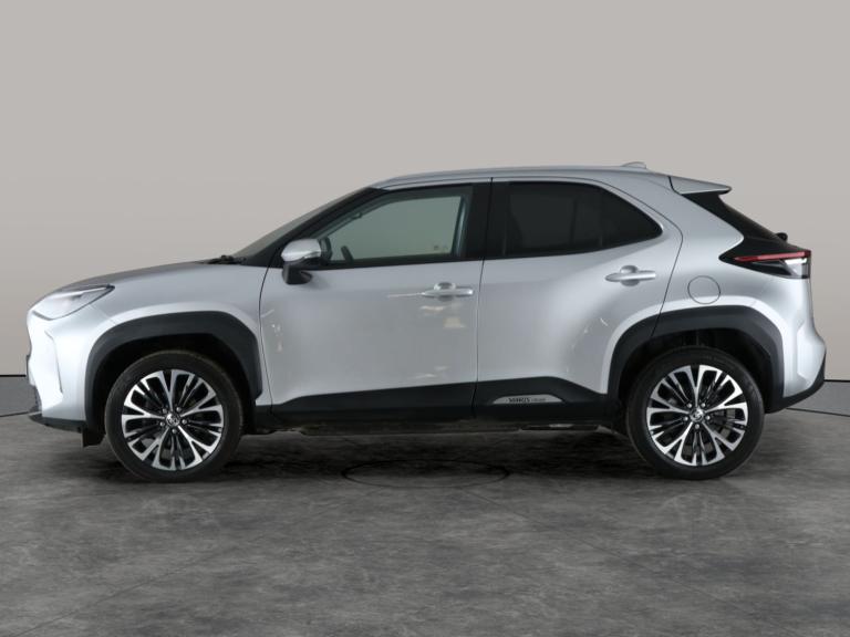 2022 Toyota Yaris Cross 1.5 VVT-h Excel SUV 5dr Petrol Hybrid E-CVT Euro 6 (s/s) (116 ps) - LANE ...