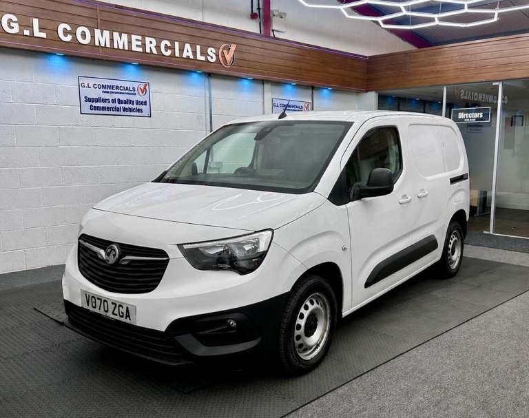 2021 Vauxhall Combo 1.5 Turbo D 2300 Edition Panel Van 4dr Diesel Auto L1 H1 Euro 6 (s/s) (130  P...