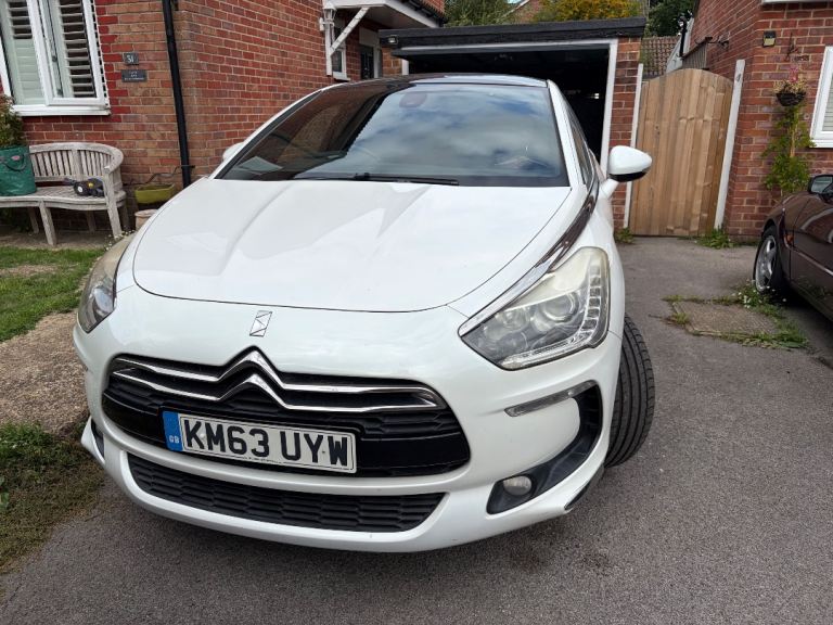 Citroen, DS5, Hatchback, 2013, 1997 (cc), 5 doors