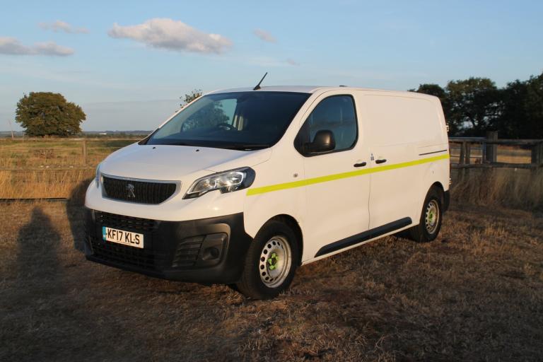 2017 Peugeot Expert 1400 2.0 BlueHDi 120 Professional Van PANEL VAN Diesel Manual