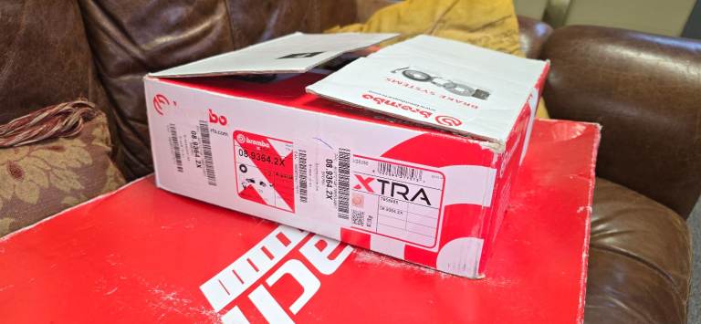 Alfa romeo giulietta cloverleaf rear brembo brakes and pads