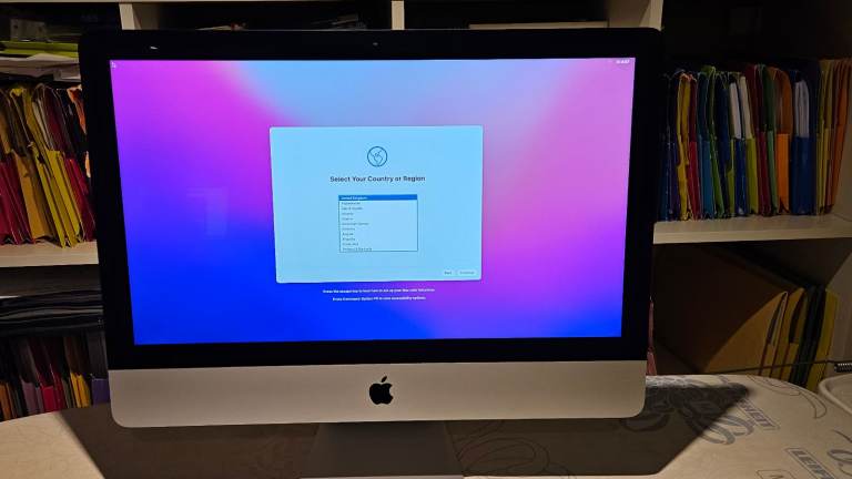 Apple iMac 21.5"