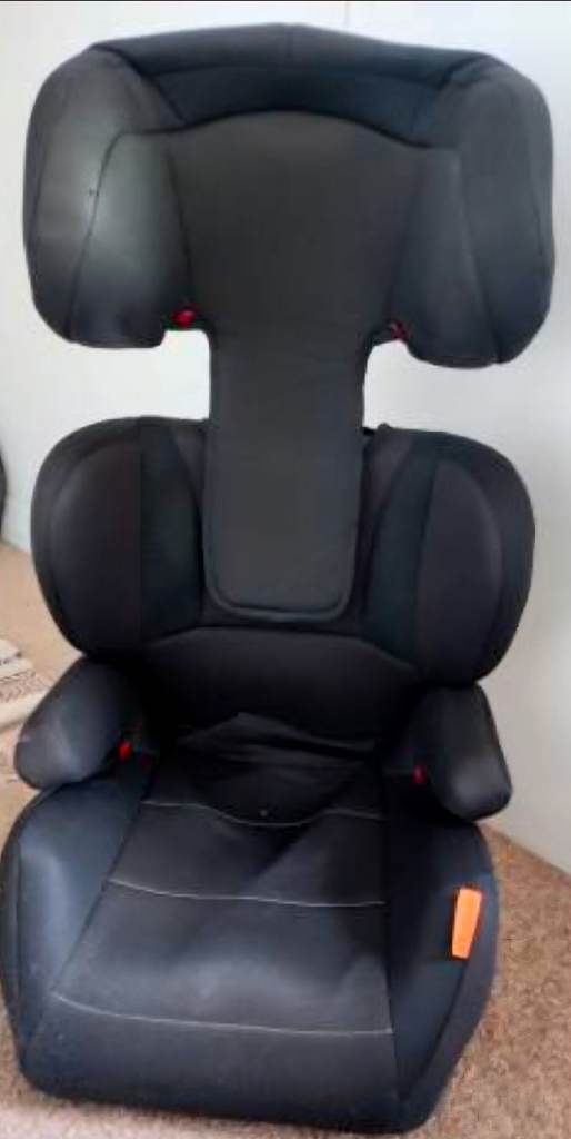 Halfords essentials Universal BOOSTER CAR SEAT Group 3 4 to 12 Years 22 - 36 kg