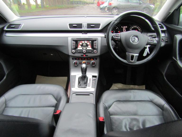 Volkswagen Passat 2.0 TDI Bluemotion Tech Executive Auto Estate GREAT CONDITION