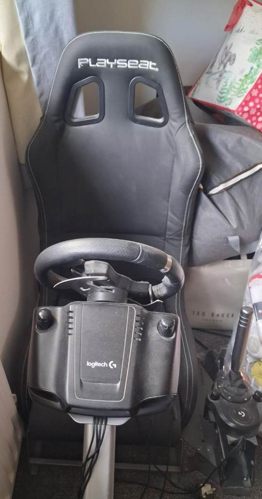 Evolution playseat 