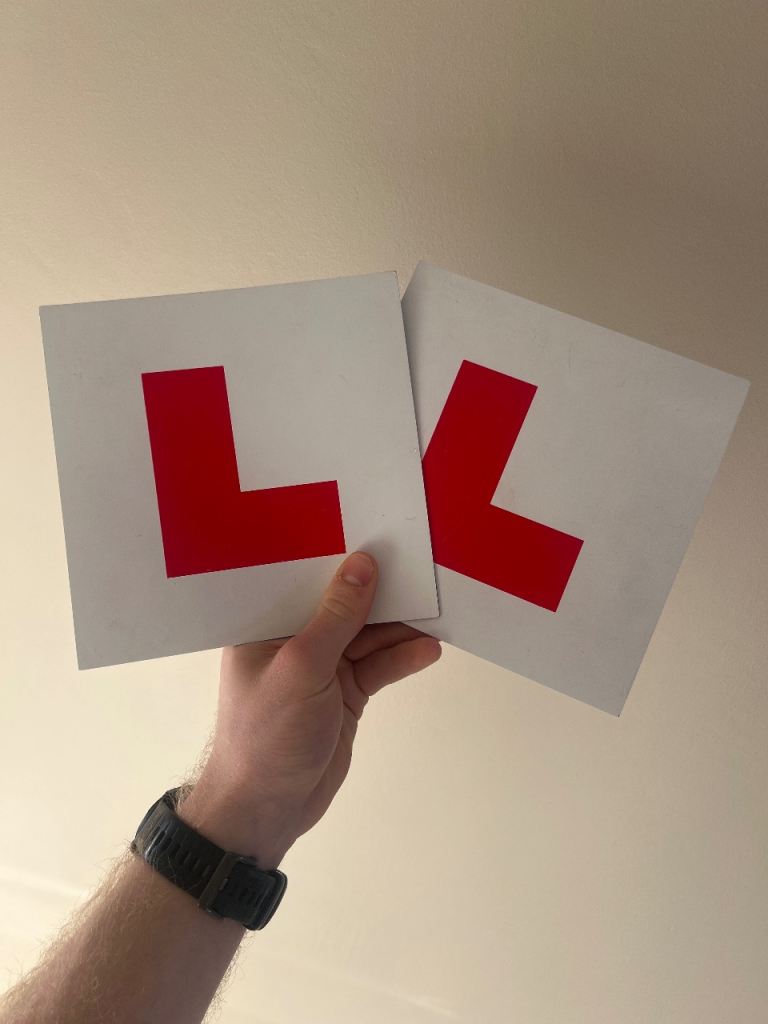 Magnetic L Plates