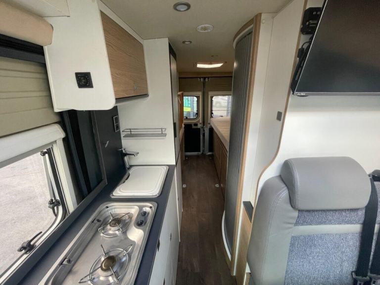 Sunlight Cliff 640 3 Berth 4 Belt Rear Transverse Bed Dinette Conversion Camperv