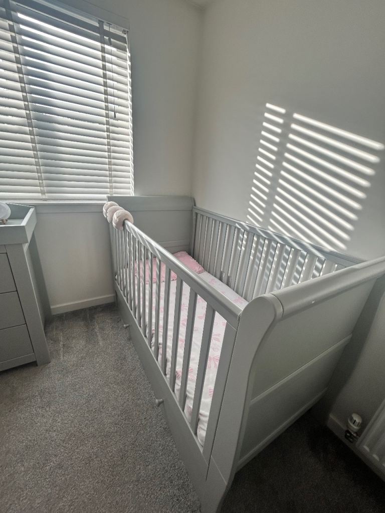 Mamas & Papas Mia furniture 3 piece nursery set - stone 