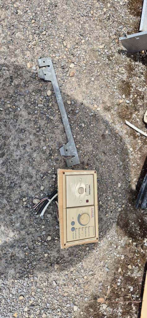 CARVER 3600STC FANMASTER AUTO gas and electric heater for camper caravan motorhome.