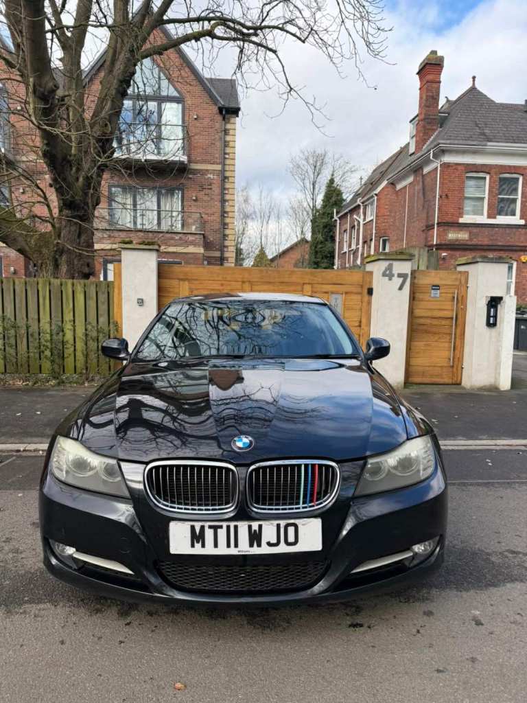 BMW, 3 SERIES, Saloon, 2011, Manual, 1995 (cc), 4 doors