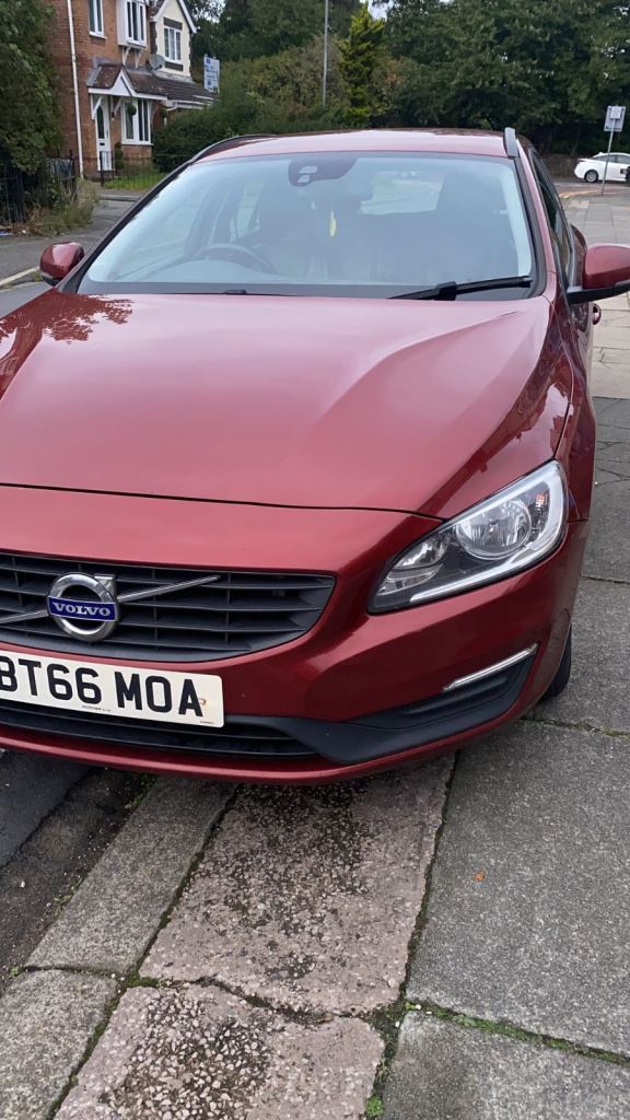 Volvo, V60, Estate, 2016, Manual, 1969 (cc), 5 doors