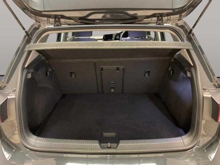 2022 Volkswagen Golf 1.5 TSI Life Hatchback 5dr Petrol Manual Euro 6 (s/s) (130 ps) - KEYLESS ST ...