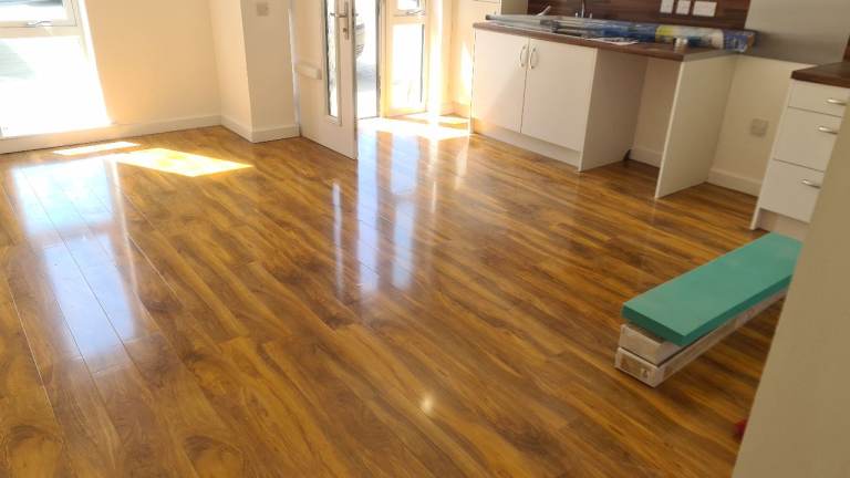 Floor fitter joiner laminate hardwood lvt