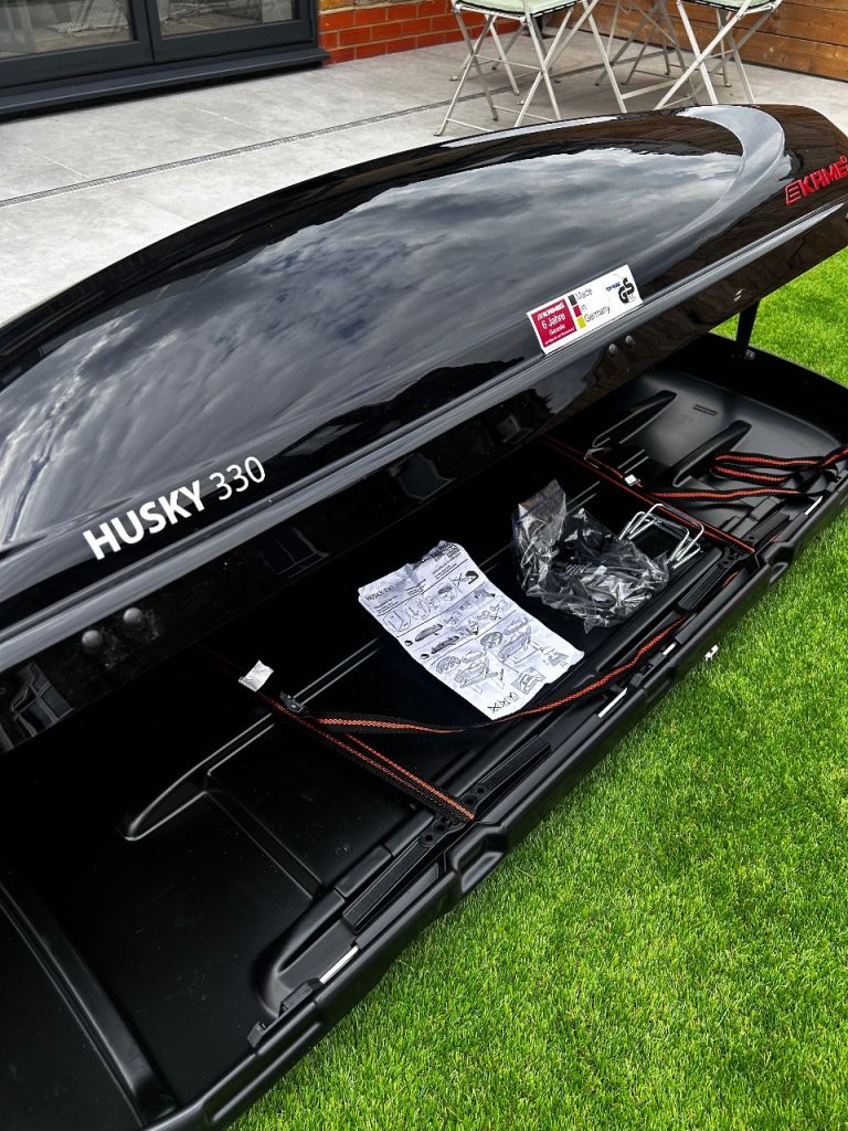 Kamei Husky 330 roof box