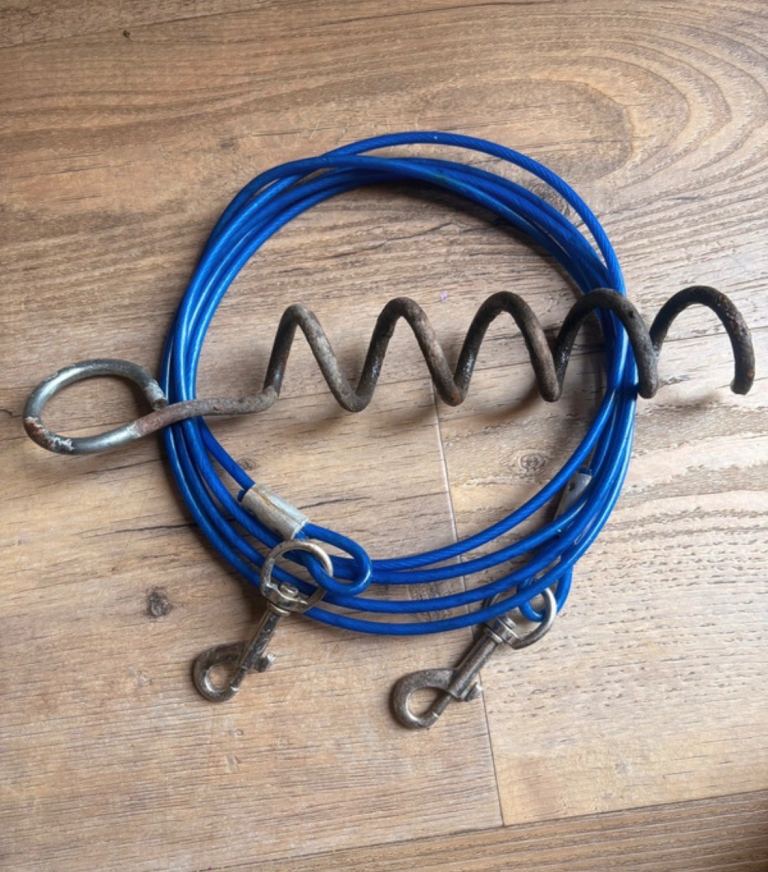 Stake and chew proof lead