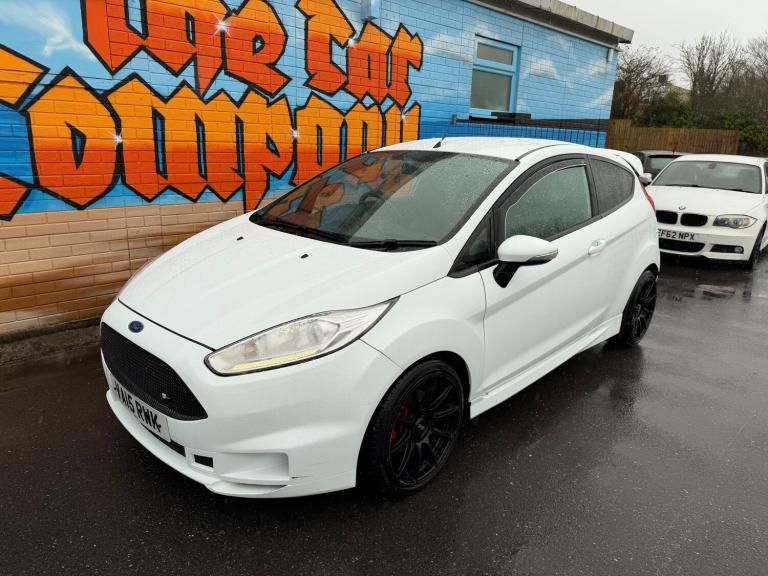 2015 Ford Fiesta 1.6T EcoBoost ST-2 Hatchback 3dr Petrol Manual Euro 6 (182 ps)