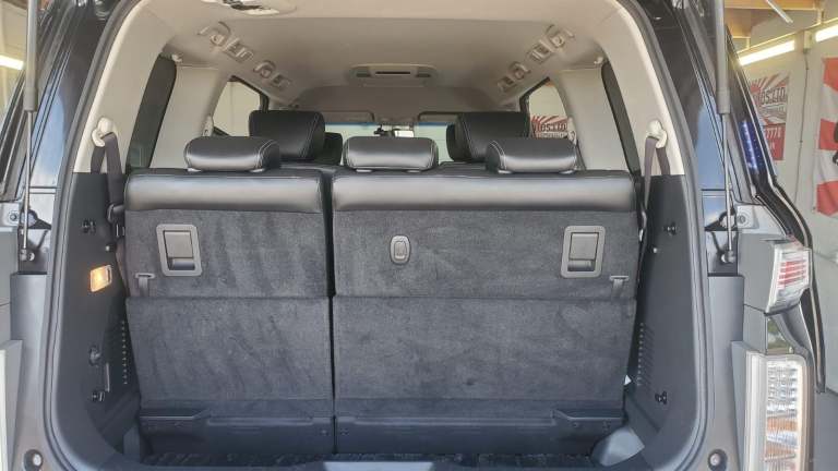 Nissan egrand e52 rider 2.5 auto in black japanese import only 57k miles 2014 