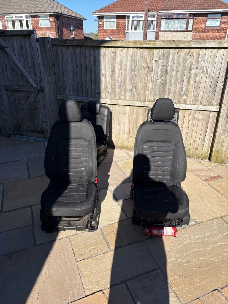 Ford galaxy seats 