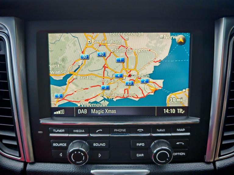 2015 Porsche Macan 3.0 V6 S SUV 5dr Petrol PDK 4WD Euro 6 (s/s) (340 ps) ESTATE Petrol Automatic