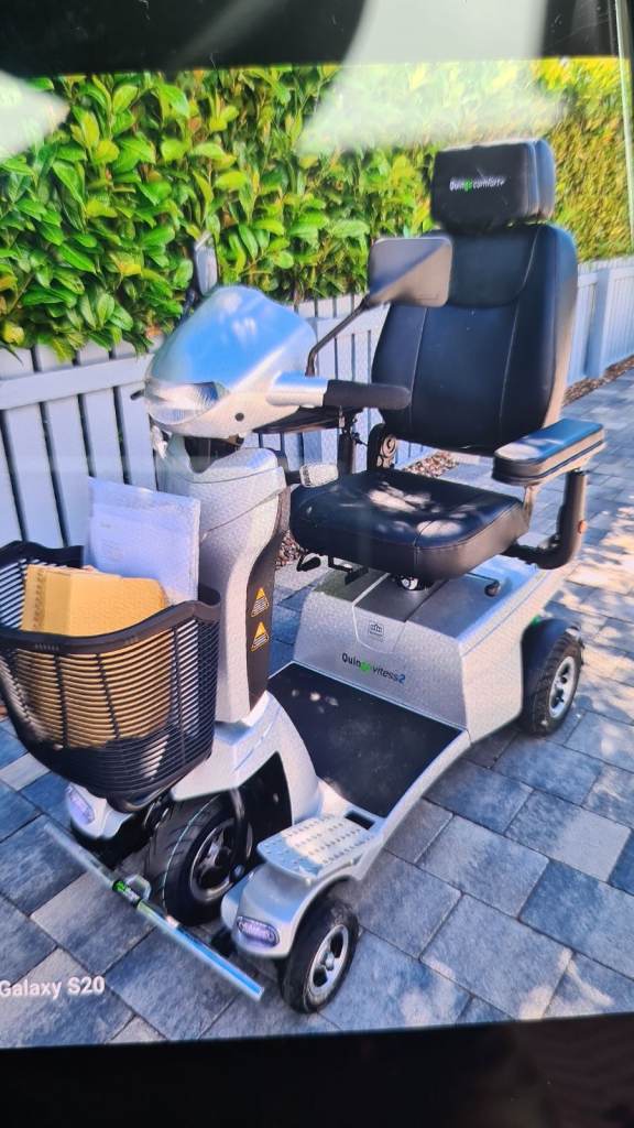 New quingo vitesse mobility  scooter can deliver all paperwork supplied 