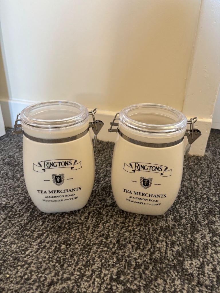 2 Rington jars