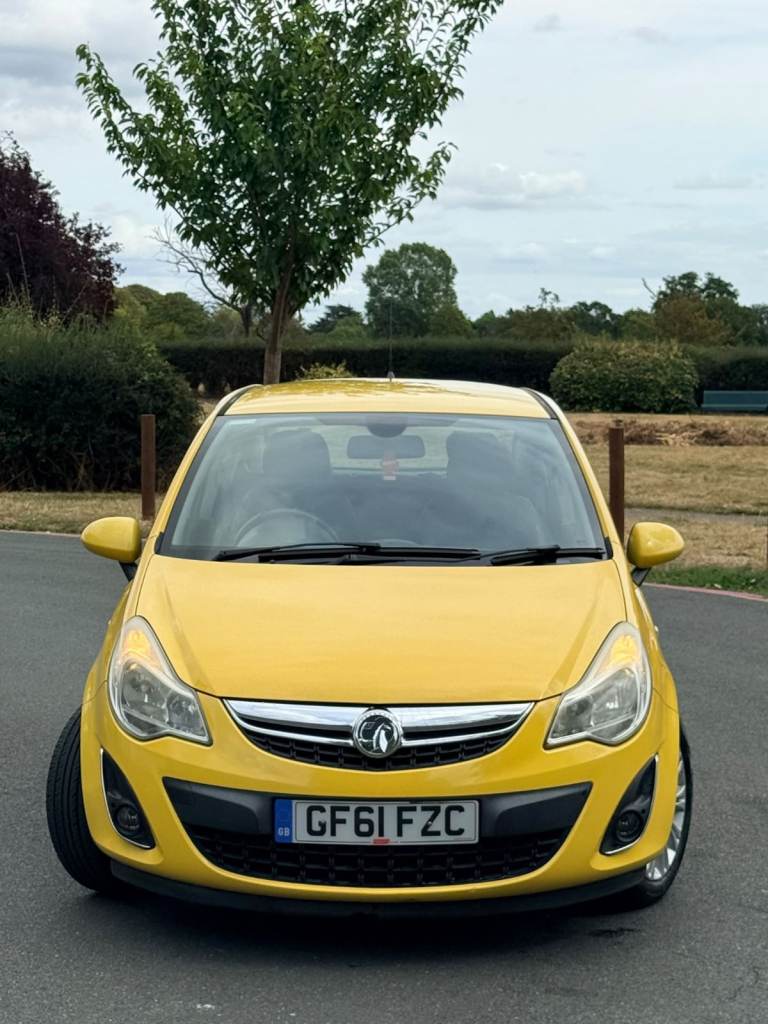 2012 Vauxhall Corsa SE Automatic 1.4L Petrol 64K Miles Full Service History 1YR MOT  ONLY 1 OWNER
