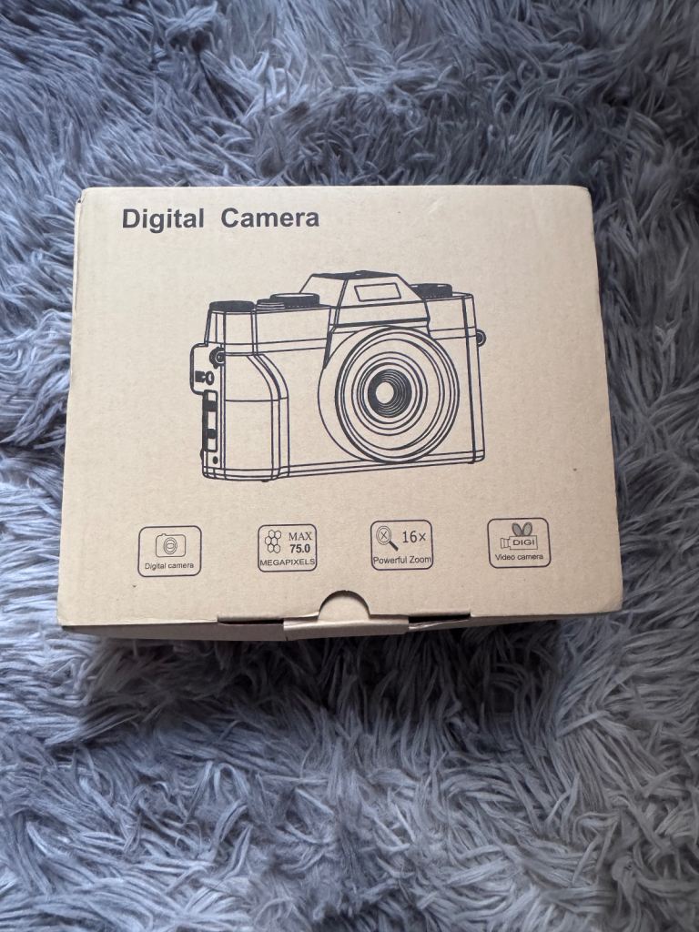 Digital camera 