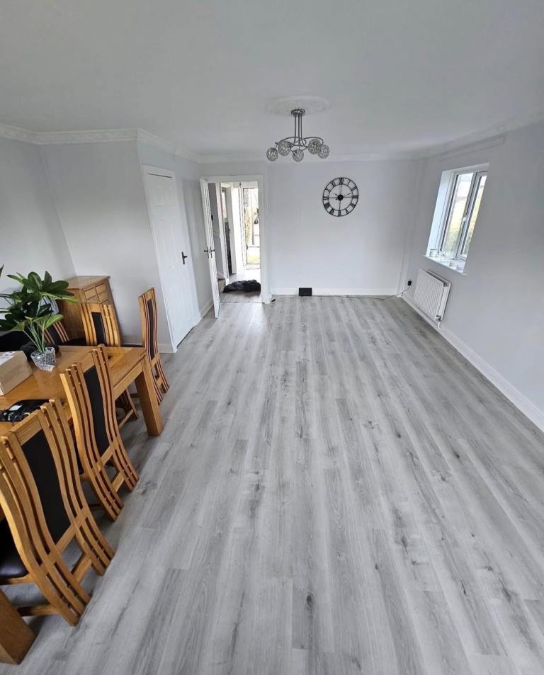LVT & Laminate Floor Fitter | Supply & Fit inc. Underlay + Beading | East & Central London