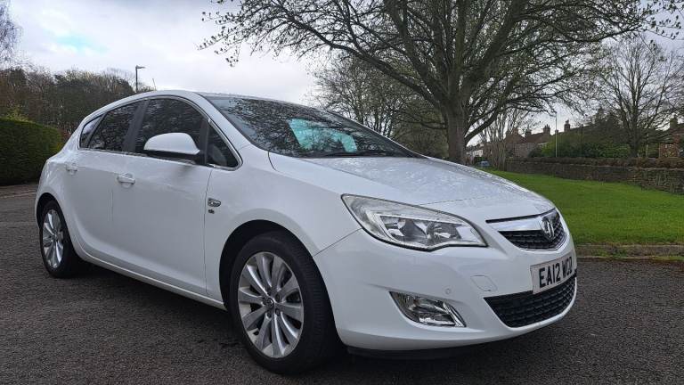 Vauxhall, ASTRA, Hatchback, 2012, Other, 1598 (cc), 5 doors