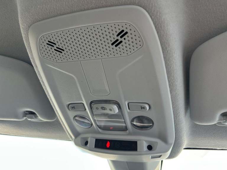 2021 Vauxhall Corsa 1.2 SE Hatchback 5dr Petrol Manual Euro 6 (75 ps) Hatchback PETROL Manual