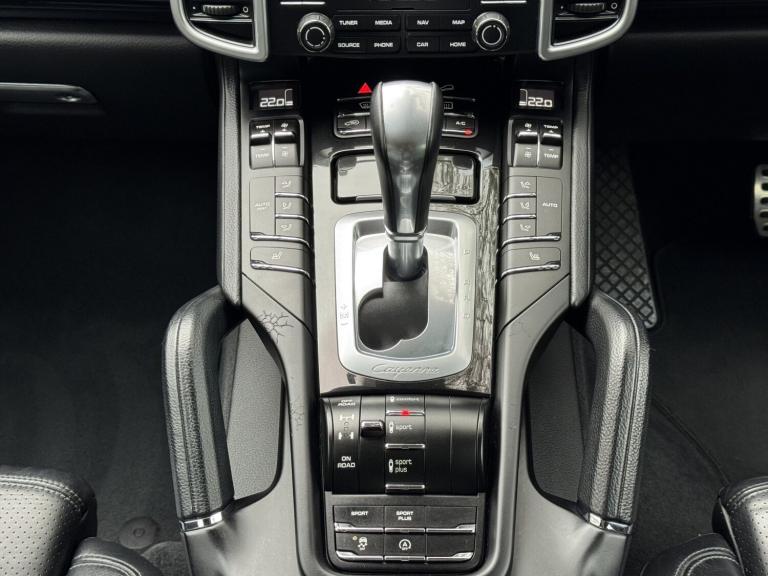 PORSCHE CAYENNE 4.2 TD V8 S 2016