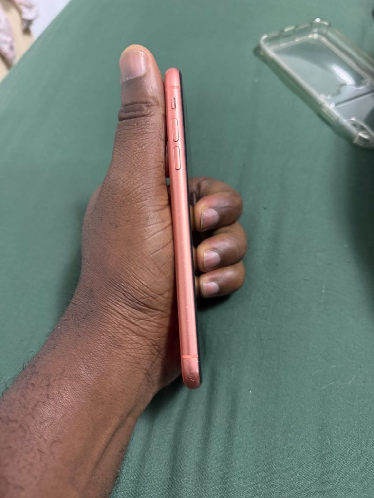 iPhone XR 64GB unlocked 