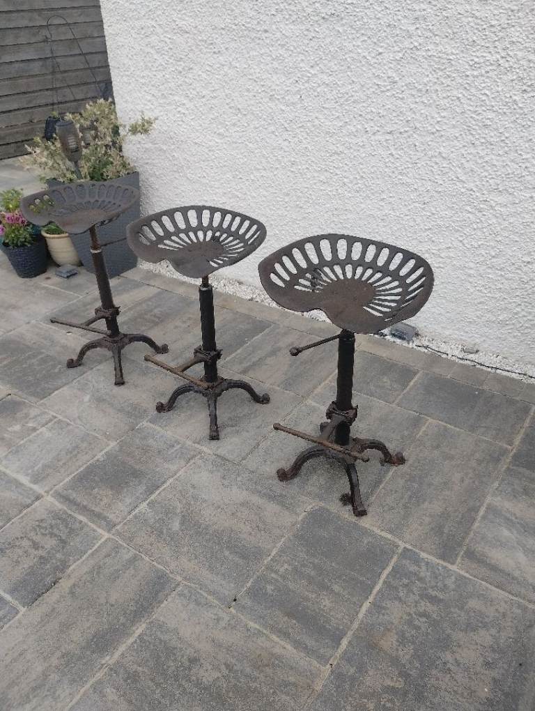 Tractor Seat Bar Stools