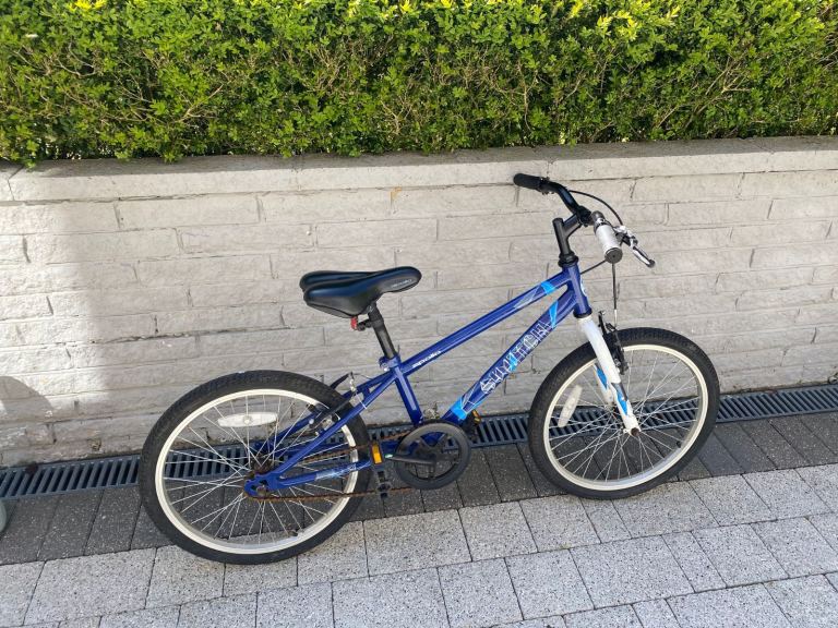 Kids Apollo 20 inch wheel mountain bike 