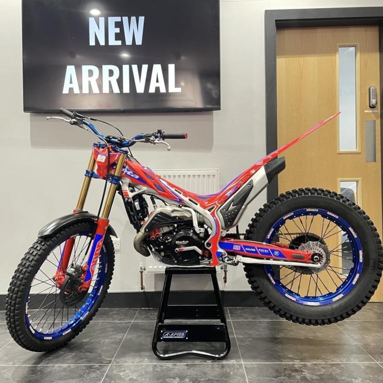 2024 BETA EVO FACTORY 300 2T **VERY GOOD CONDITION** USED PETROL TRIALS BIKE