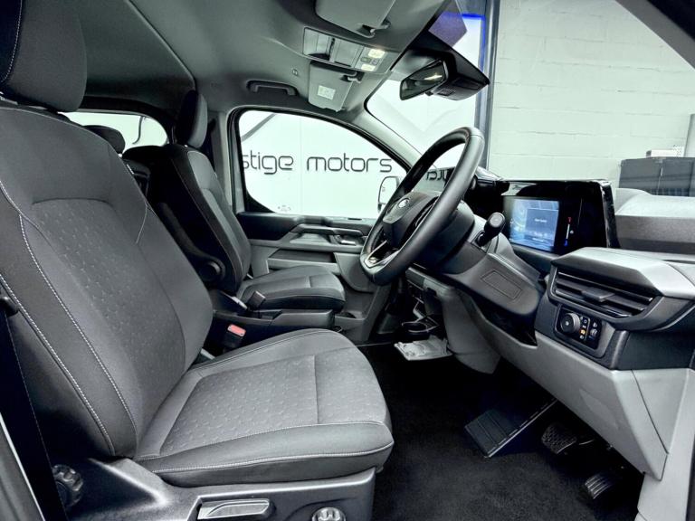 2024 Ford E-Tourneo Custom 340 65kWh Titanium Auto L1 5dr MPV Electric Automatic