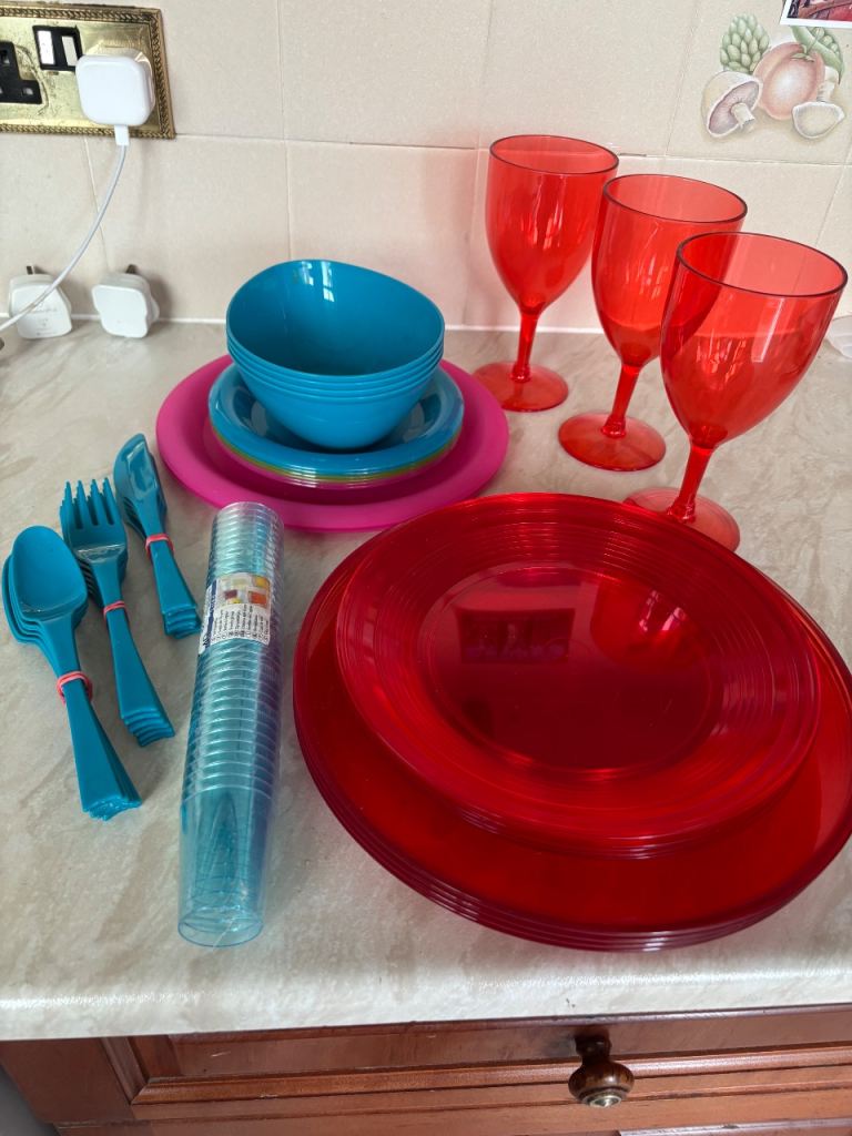 FREE Plastic Picnic/ BBQ stuff