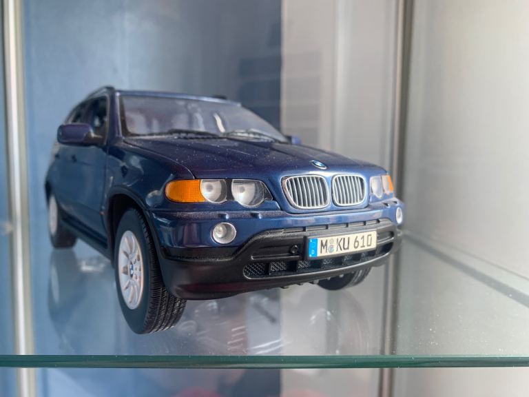 BMW X5 1:18 Scale Model Car
