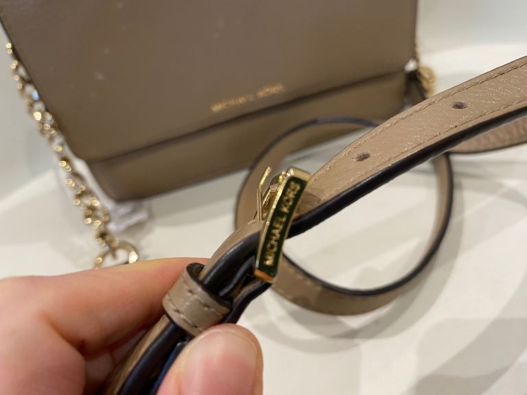 Michael Kors Gusset  Daniela Saffiano Leather Grey Crossbody Messenger Bag