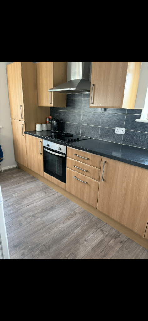 2 bedroom unfurnished flat Forrester Park (Eh12) in