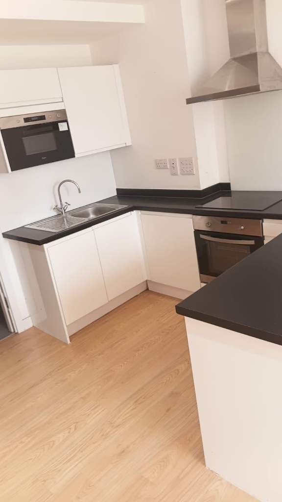 Brand-New Two Bedroom Apartments with En-suite – Croydon Town Centre-Company Let Welcome