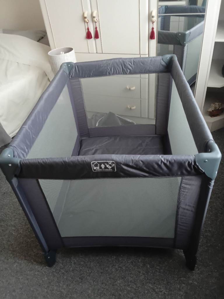 Baby Travel Cot / Playpen – Grey,As new never used