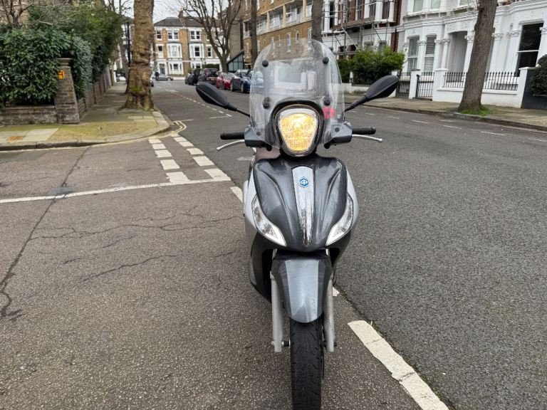 Piaggio, MEDLEY, 2017, 125 (cc) abs not Vespa 