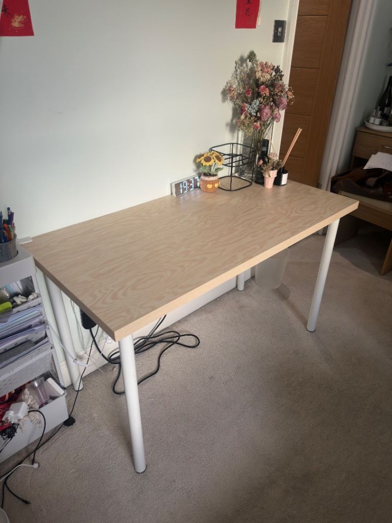 IKEA MITTCIRKEL / ADILS Desk 120x60cm – Good Condition