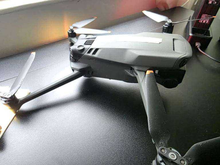 DJI Mavic 3 Fly More Combo + DJI RC Pro + Freewell Filter Bundle – Excellent Condition